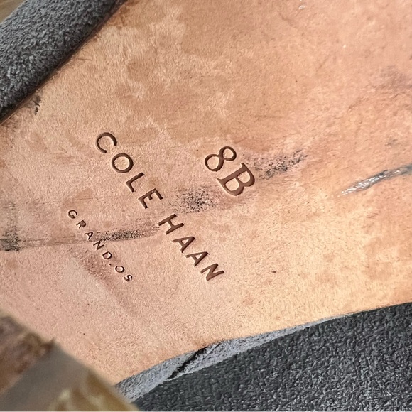 ⭐️ Cole Haan Minna Suede Buckle Gray Ankle Boots Booties Block Heel Size 8 B - Picture 10 of 12